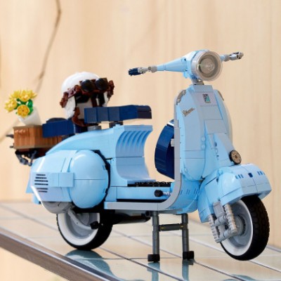Мото-конструктор LEGO Creator Vespa 125 (10298)