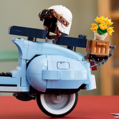 Мото-конструктор LEGO Creator Vespa 125 (10298)