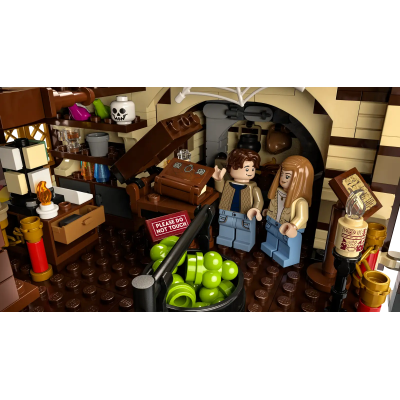 Блоковий конструктор LEGO Disney Hocus Pocus: The Sanderson Sisters' Cottage (21341)