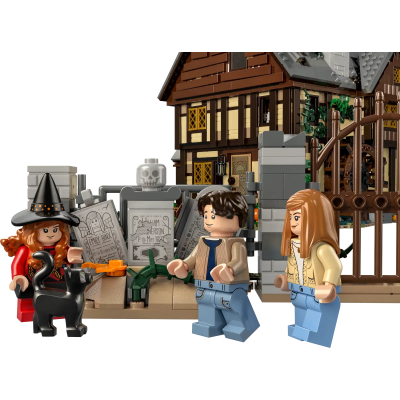 Блоковий конструктор LEGO Disney Hocus Pocus: The Sanderson Sisters' Cottage (21341)