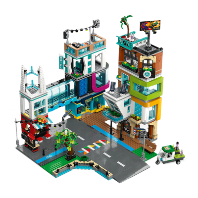 Блоковый конструктор LEGO Центр города (60380)