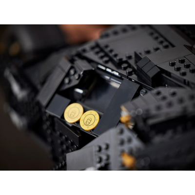Блоковий конструктор LEGO Бетмобіль Тумблер (76240)